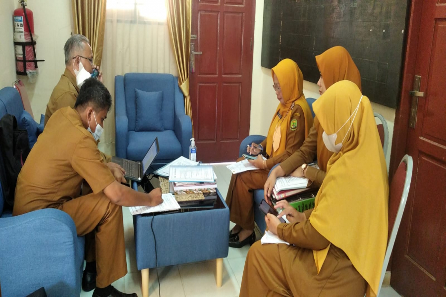 MONITORING, EVALUASI, DAN PELAPORAN PENILAIAN KINERJA MANAJERIAL KEPALA SEKOLAH