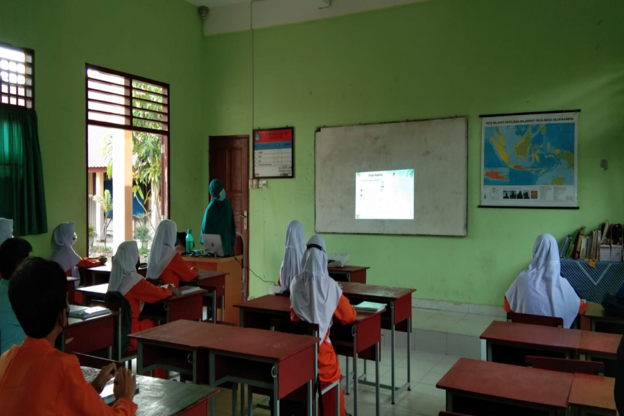 Antusiasme Sekolah Sambut Hari Pertama PTM Terbatas Tahap I
